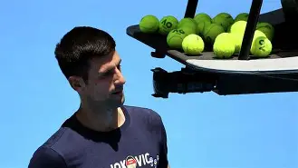 德约科维奇在篮网比赛中出色防守，赛况扑朔迷离引发热议！